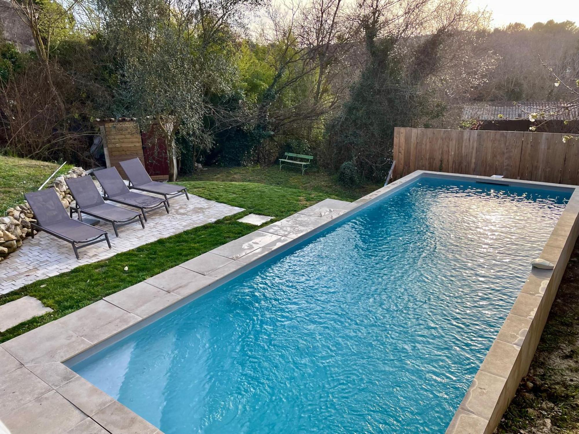 Maison & Jardin Coeur Luberon Classe 4 Etoiles Peypin-d'Aigues Exteriér fotografie