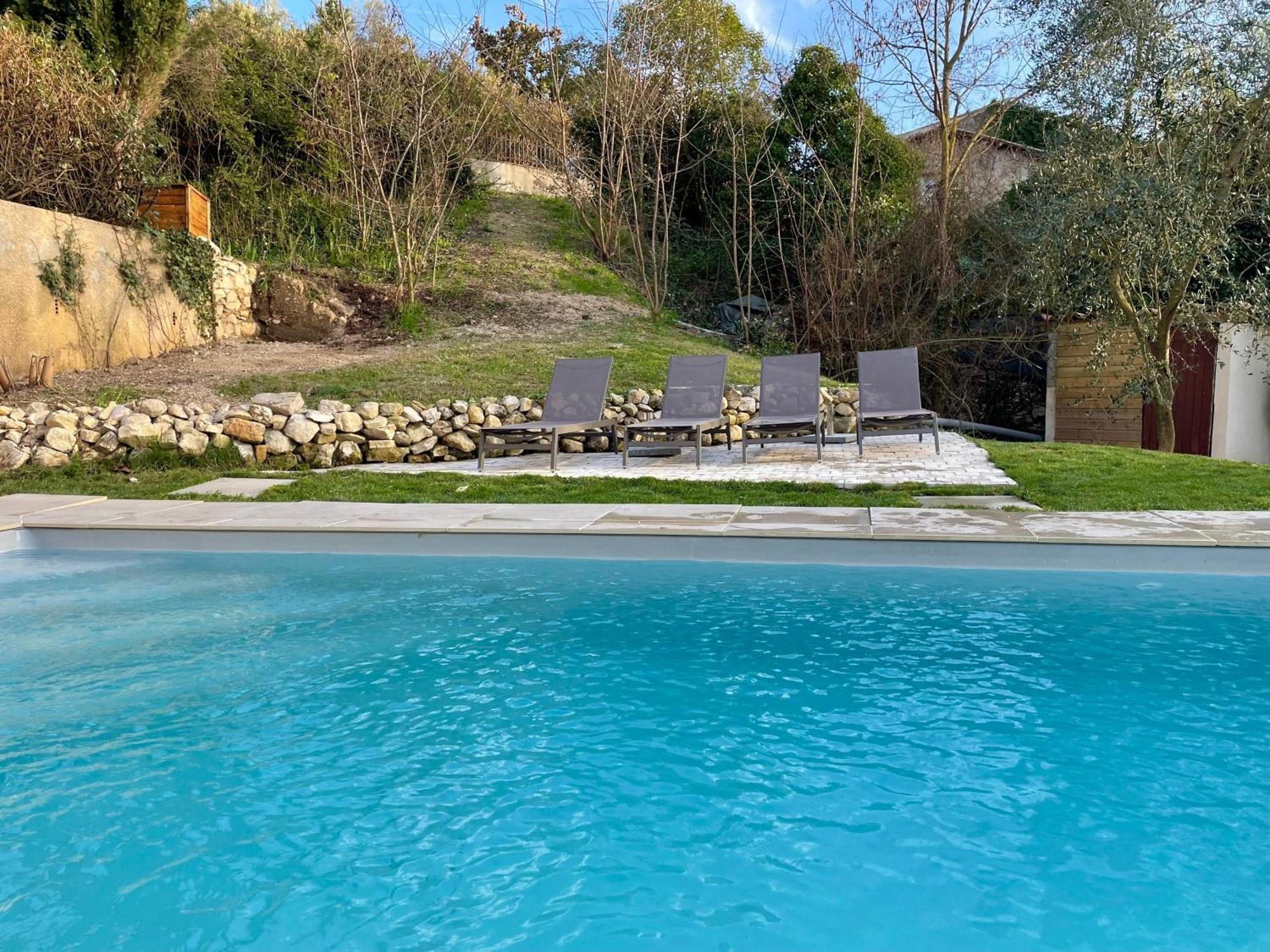 Maison & Jardin Coeur Luberon Classe 4 Etoiles Peypin-d'Aigues Exteriér fotografie