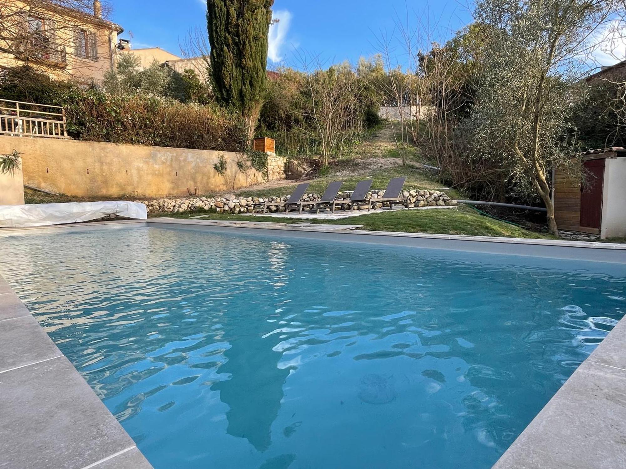Maison & Jardin Coeur Luberon Classe 4 Etoiles Peypin-d'Aigues Exteriér fotografie