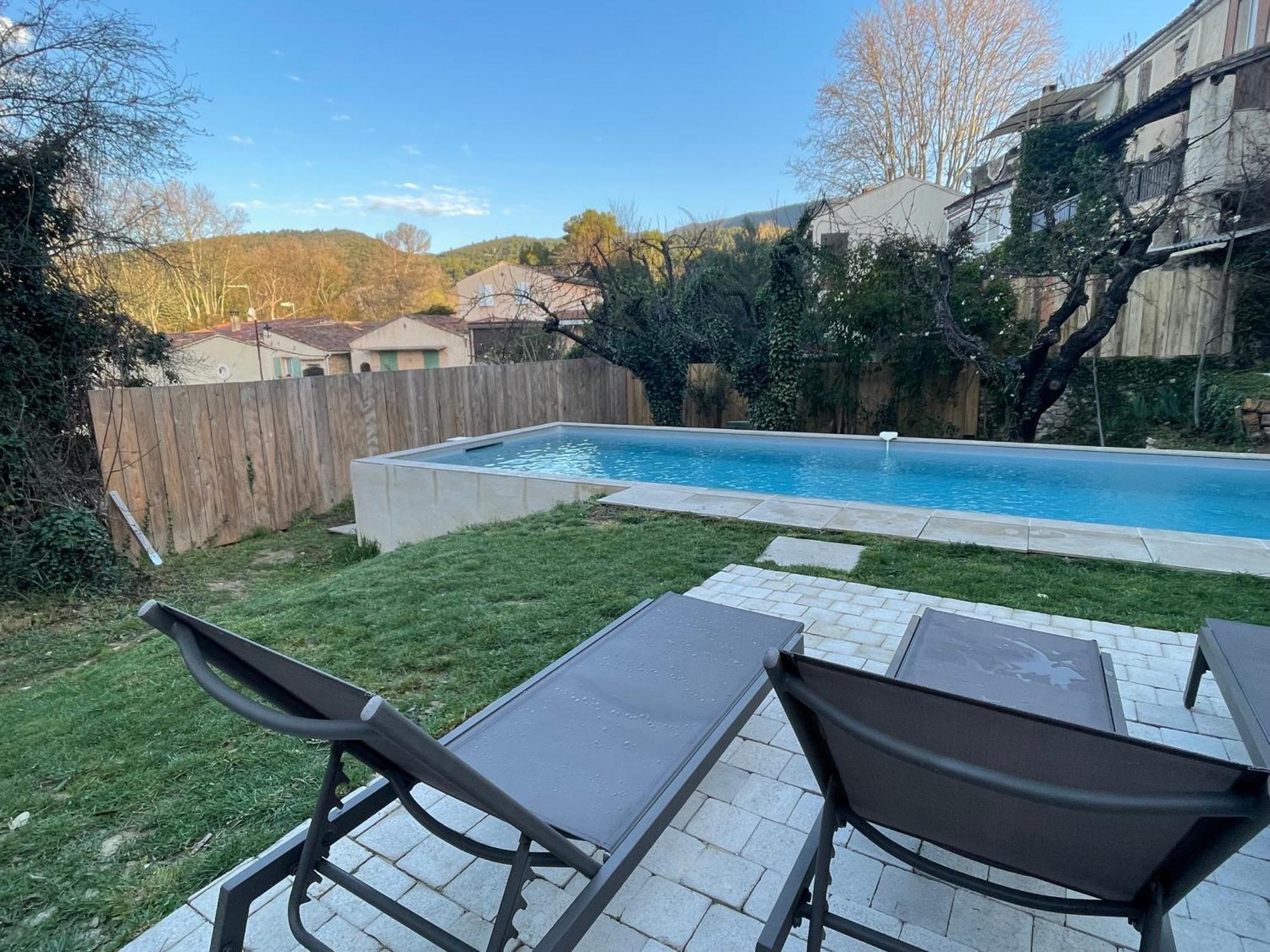 Maison & Jardin Coeur Luberon Classe 4 Etoiles Peypin-d'Aigues Exteriér fotografie
